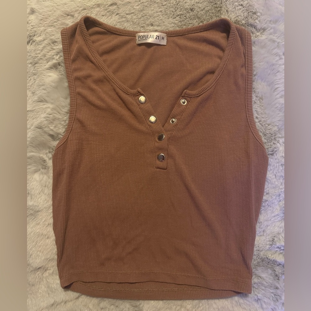 tan & brown ribbed tank top w/ gold buttons